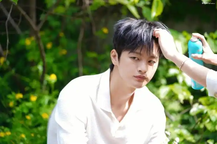 去年夏天的徐仁国