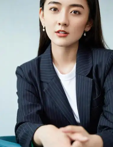 女神梁洁:第6778期气质潮流美图欣赏