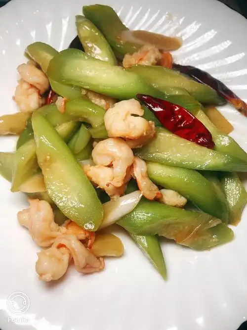 丝瓜鲜虾仁的做法