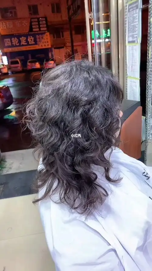 鲻鱼头狼尾系列烫发,吉林市品一造型发型设计#狼尾鲻鱼头系列烫发