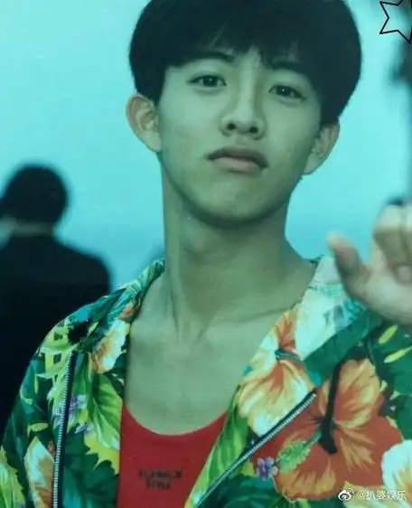 鲜肉时期的木村拓哉#适合长发的男人:木村拓哉~ 俊美又充满男子聘概