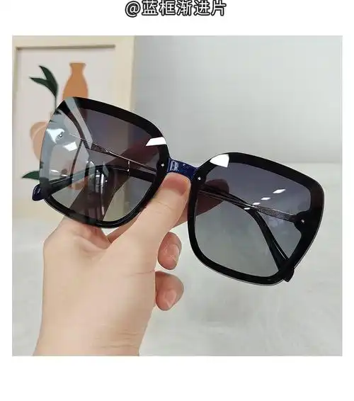 暴龙bolon墨镜女太阳镜夏季茶色偏光紫外线海边韩版潮大车侦探 透蓝框
