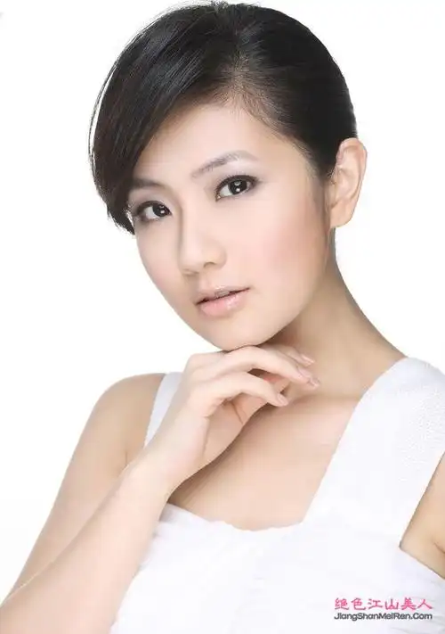 任家萱,1981年10月31日出生于台湾省台北市,中国台湾女歌手,演员,主持