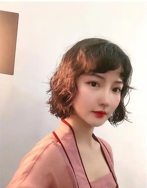 发型来了,时尚有个性,太多女性在尝试|挑染|短发|纹理烫|刘海|烫发