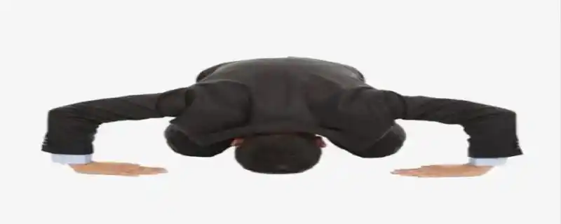 单膝下跪左腿还是右腿在中国下跪的意义是什么