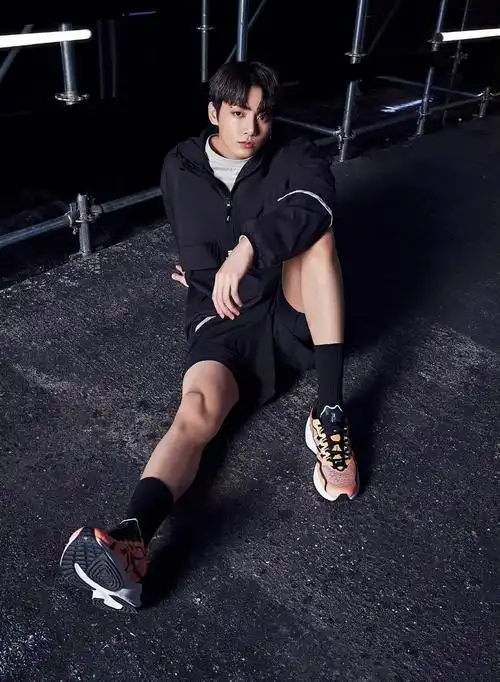 田柾国满分爱豆#🐰#田柾国心动诱发者# 【那年今日】211012 fila