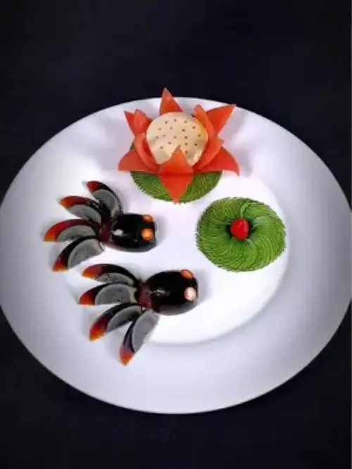 过年松花蛋这样摆盘简单又好看#用心做菜 #吃出仪式感 #摆盘技巧