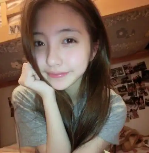 王思聪前女友孩子照片,酷像像三毛很可爱,网友:有其母必有其子