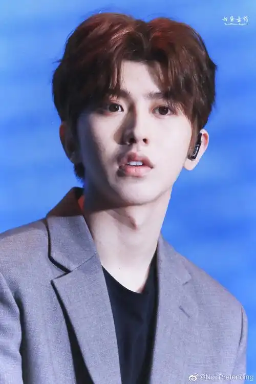 蔡徐坤2021个人巡回演唱会##蔡徐坤新歌迷互动mv