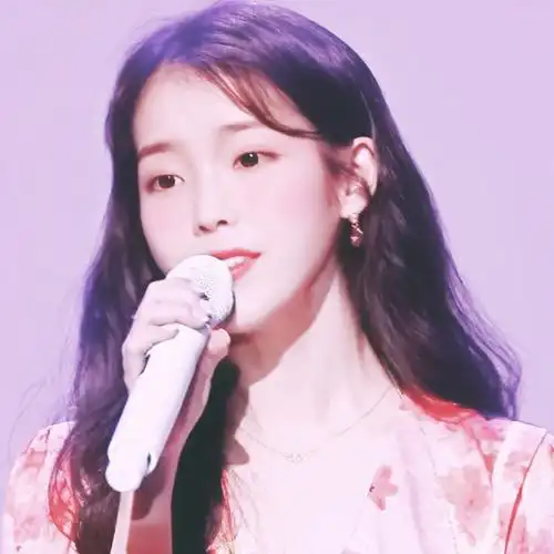 我觉得挺好看,或者分享泼辣的别的调色(我挺渣的)你们觉得哪个好?