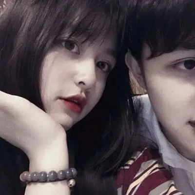 最新秀恩爱情侣头像