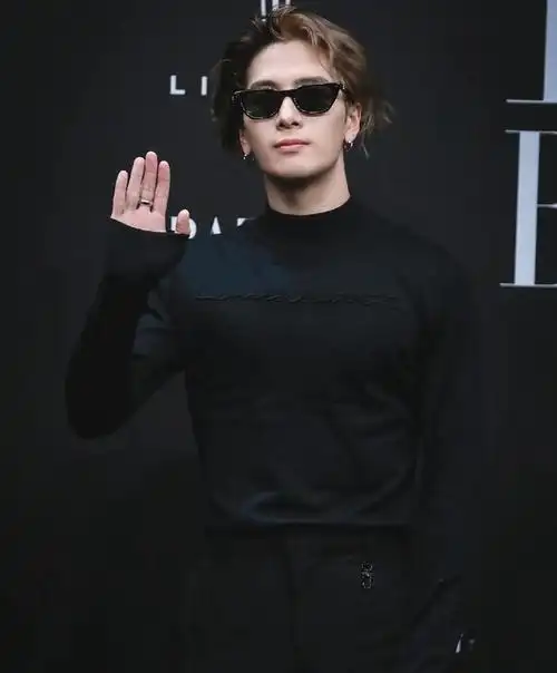 王嘉尔受宠,流量cp带热度,85花差距明显|杨颖|宋茜|唐嫣|杨幂|乐器