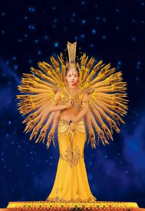 "千手观音"邰丽华:2岁失聪拒绝富商,下嫁理工男,如