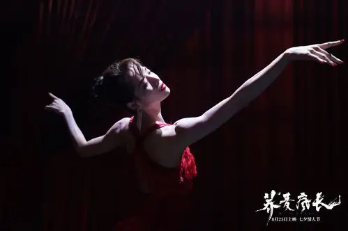 荞麦疯长今日上映钟楚曦涅盘重生演绎追梦舞者李麦