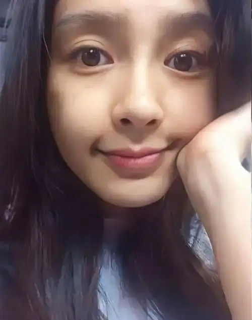 暮色心约这段卸妆是真的卸到全素颜,baby真.