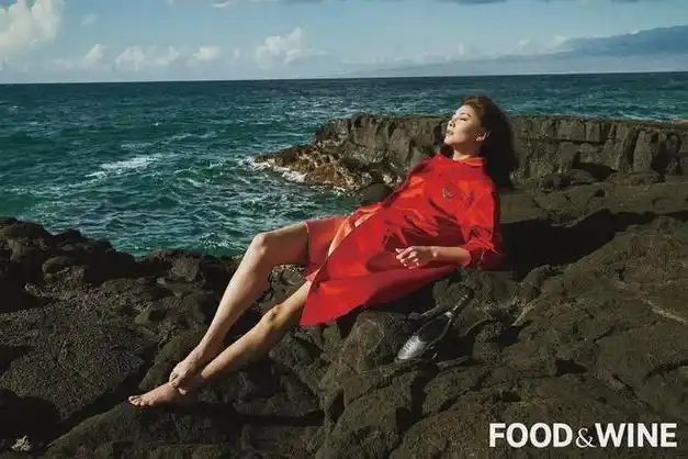 性感妖娆的魔鬼身材,让她的每一寸肌肤都叫嚣着成为了人间凶器|张雨绮