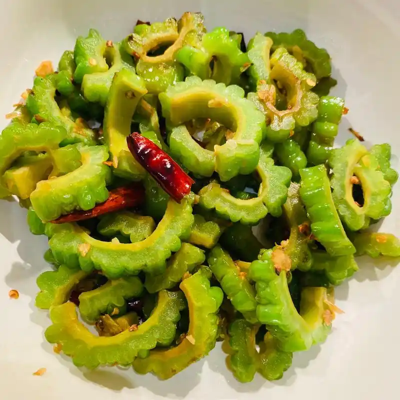 炝炒苦瓜的做法