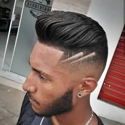 型男剪雕刻发型比纹身还酷