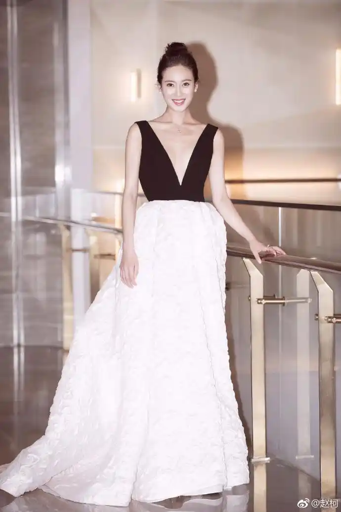 置顶	昨天在第八届	#北京国际电影节#	玩得很开心