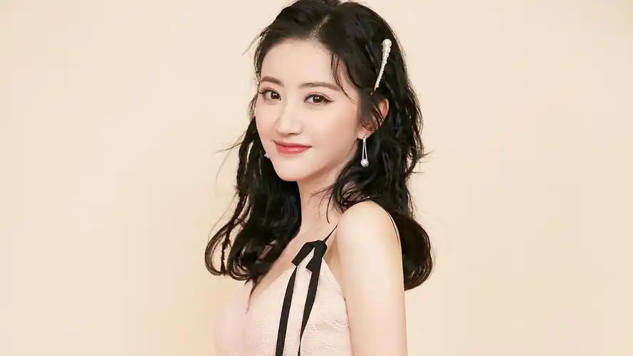 明星风尚景甜壁纸封面图明星风尚 景甜壁纸壁纸于2020-06-16上传元气