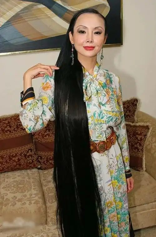 ange venus惠美梨可算是暗黑界的一个异数.