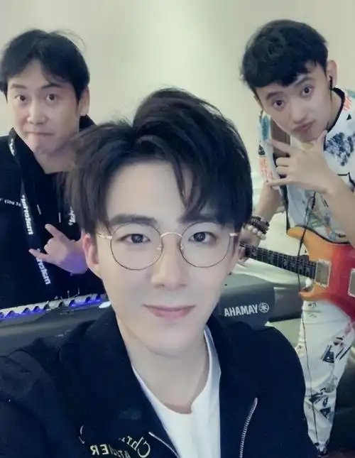 这一次不介意被霍建华换脸的刘宇宁让所有人都刮目相看