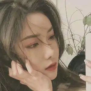 80后阿姨《拒绝私聊》头像