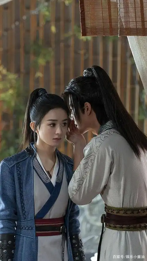 《有翡》赵丽颖王一博同框壁纸,这两人的cp太好磕了,郎才女貌啊