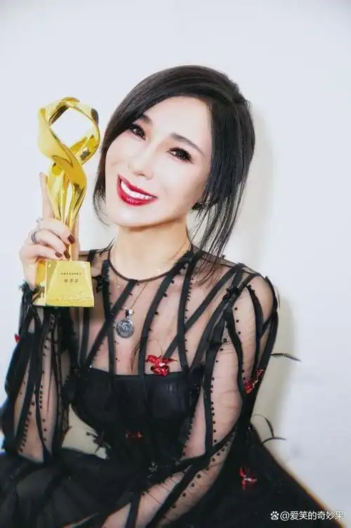 胡莎莎,9月20日出生于天津市,中国内地女歌手,演员,毕业于天津音乐