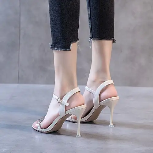 黄三怪-我的严选网 鞋子 凉鞋女2020新款百搭一字带亮片圆头细跟露趾