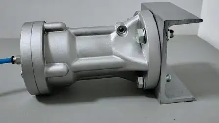 空气锤带底座工作演示