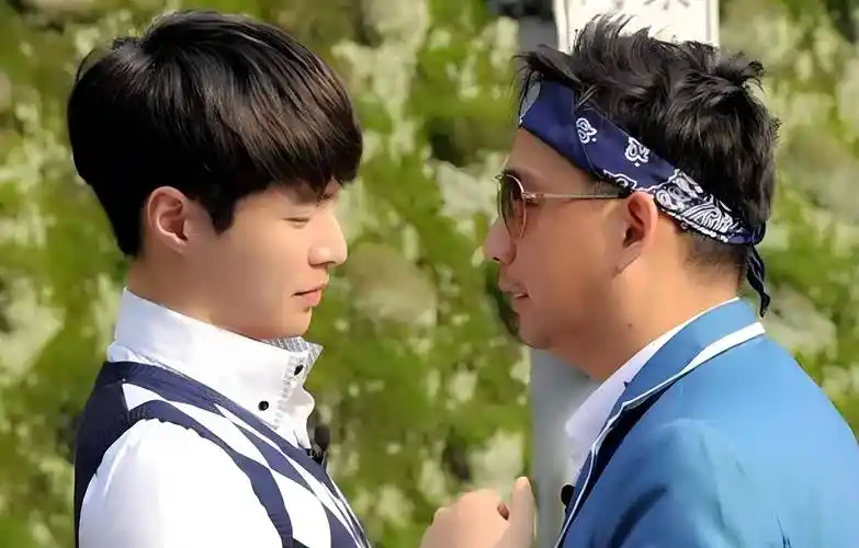 极限男人帮成员齐聚一堂,黄磊主持新综艺节目,有望再度合作_张艺兴