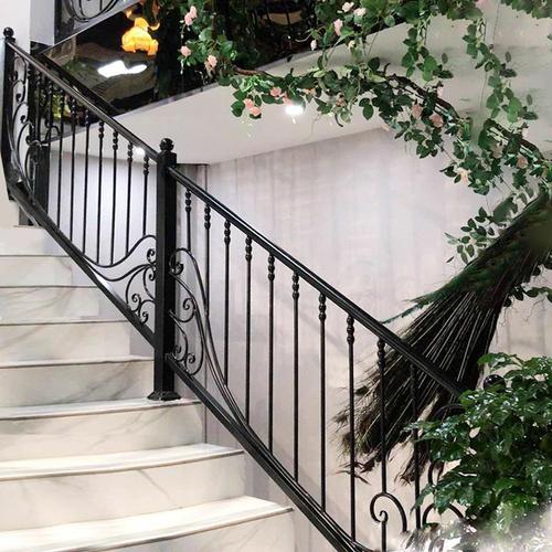 铁艺楼梯扶手护栏杆家用阳台围栏防护栏杆简约现代室内走廊阁楼