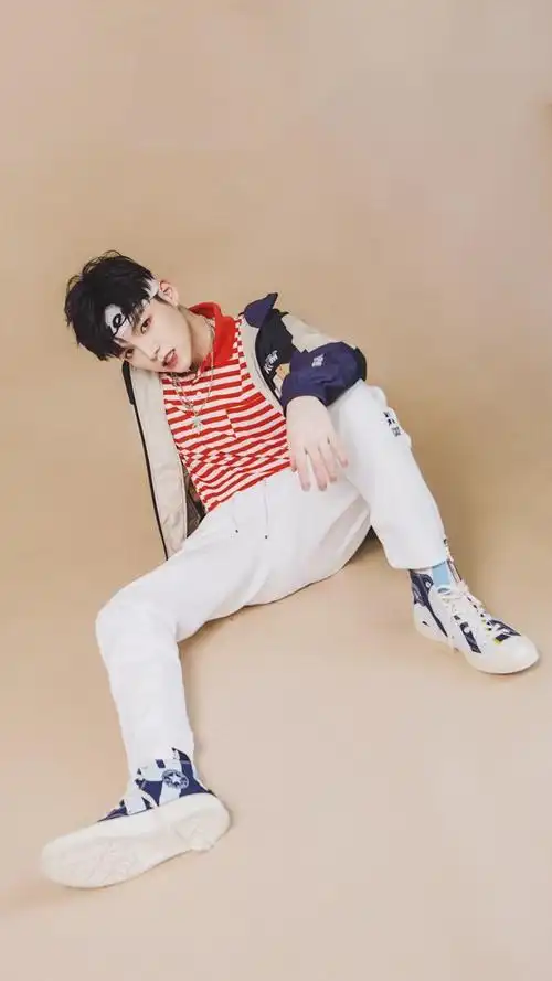 糖纸哥哥朱星杰79啾咪