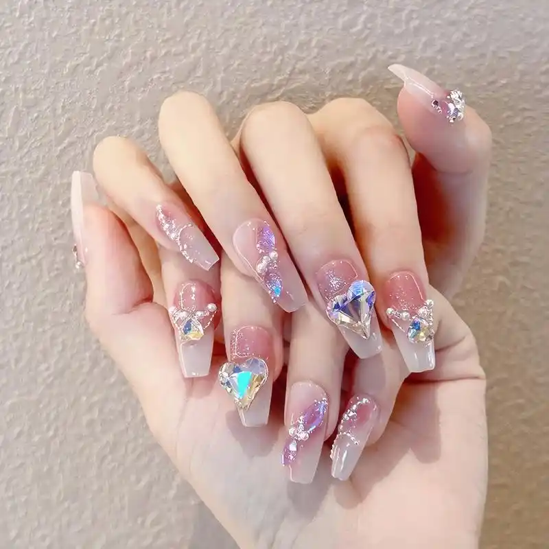 愿你我都有个自由而热烈的青春.#超好看的美甲 #抖音网红美甲