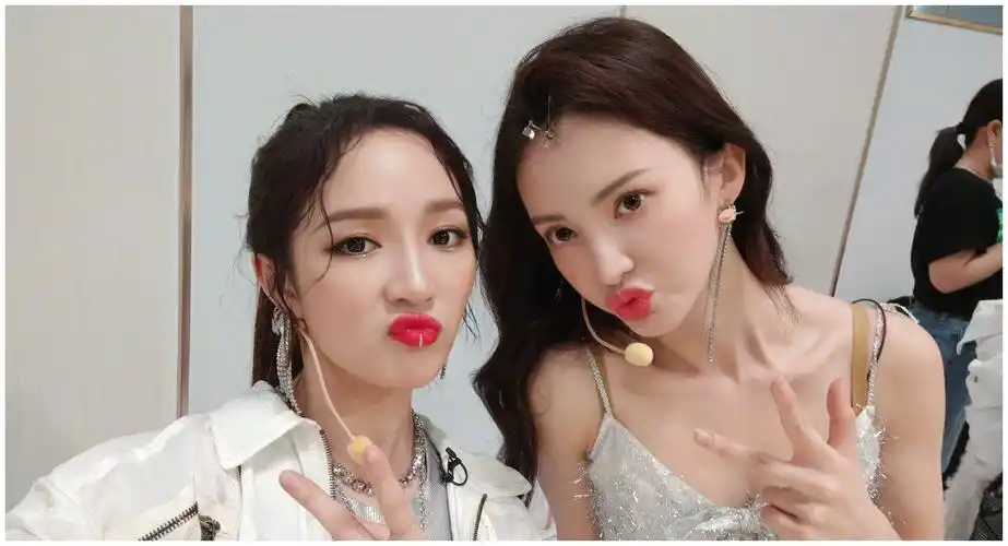 《乘风破浪的姐姐》最新排名出炉:万茜有望反超孟佳,蓝盈莹实惨