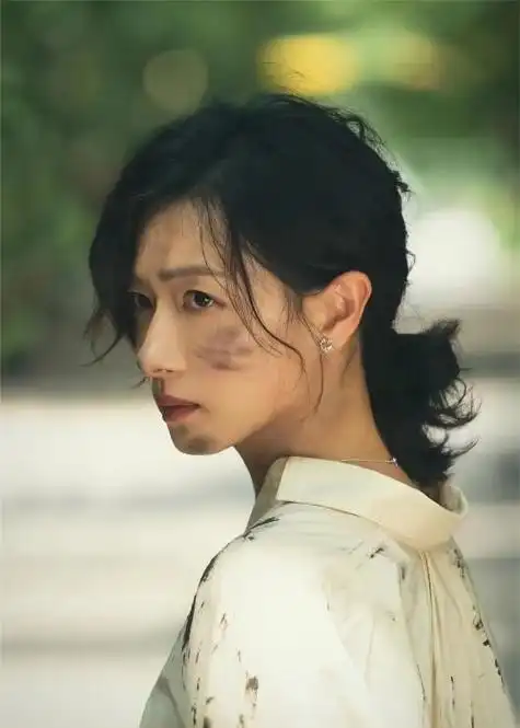 对电视剧《大博弈》中万茜饰演的钱萍这个角色的看法和推测