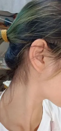 怎样的耳朵可以算得上一个漂亮的耳朵