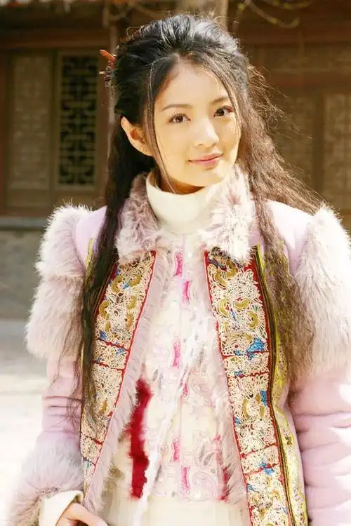 雪山飞狐-苗若兰-安以轩饰-堆糖,美好生活研究所