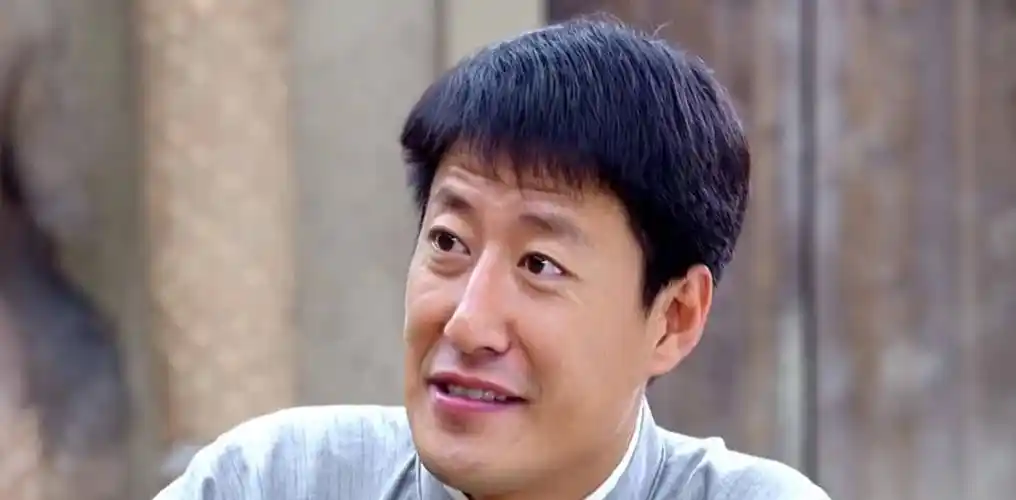 原创论大长脸男星只服这10位去年一滴相思泪今年才流到嘴边