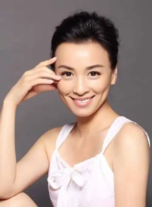 原创张庭案已撤销旗下被冻结银行账户全部解封96套房产不再查封