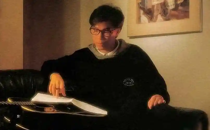 回顾49岁车祸瘫痪后被妻子扔进养老院歌王蔡国权怎样了