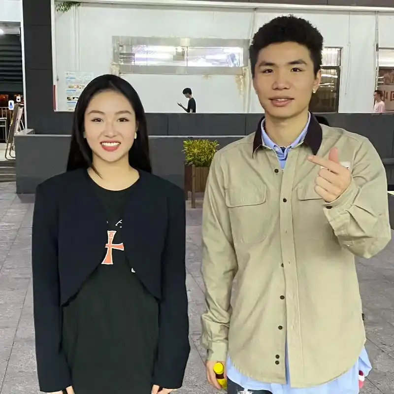 喜剧电影的男女主角.#阿哲和倩怡 #情侣 #合照 #七夕 - 抖音