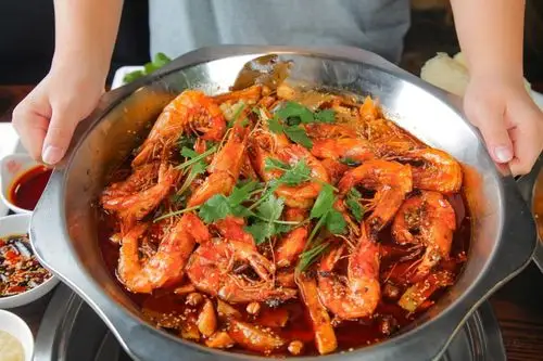 火遍全国400家店的虾霸,三家店联合搞事情啦