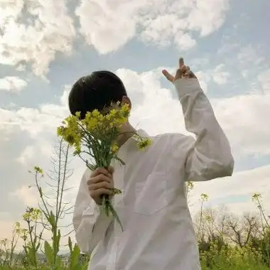 日系阳光男文艺头像