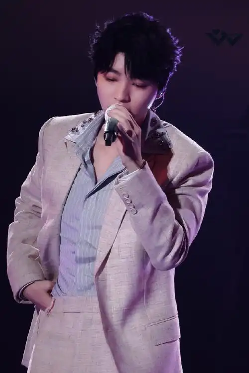 王俊凯新歌你会找到我舞台首秀##王俊凯心引力舞台好甜##11个王俊凯