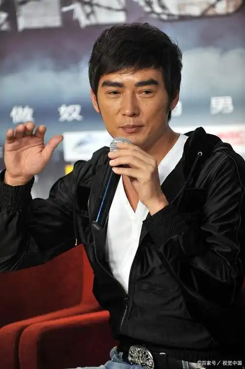 焦恩俊是中国台湾一位非常有实力的演员,他的颜值出色,演技好,曾经