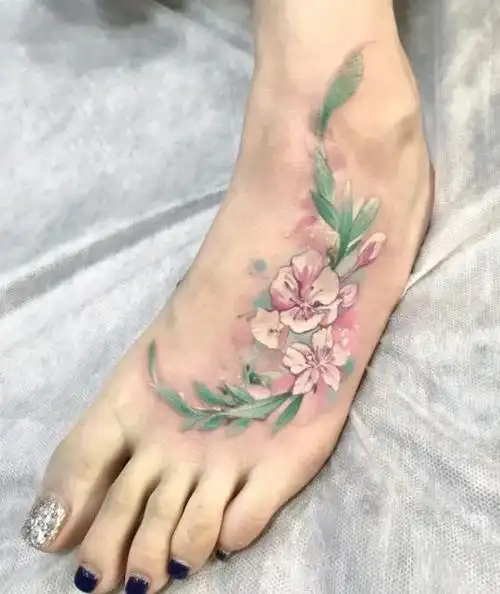 脚纹身图案大全女花