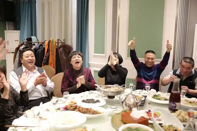 清原一中七九届五班毕业40周年同学聚会