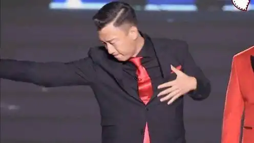 孙红雷跳舞竟然这么帅!当众表演霹雳舞震慑全场,不愧是东北舞王